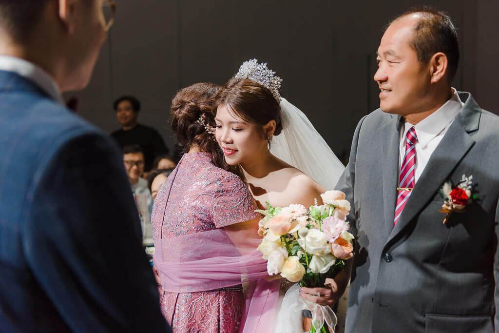 臻愛花園飯店,台中婚攝,婚攝,婚禮攝影,婚禮紀錄,婚禮,結婚,婚紗,新娘,新秘,婚宴