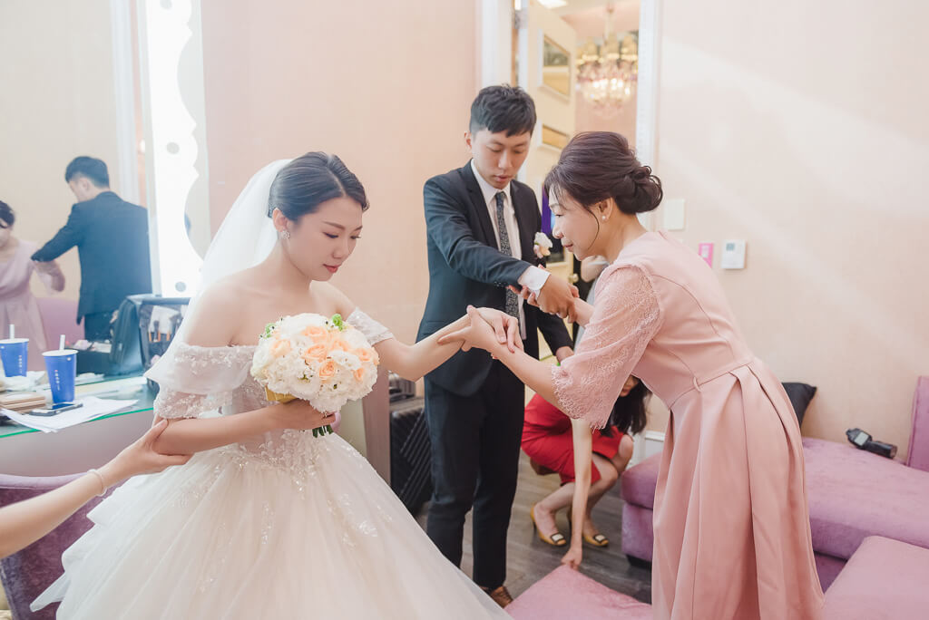 大直典華婚宴,台北婚攝,婚攝,婚禮攝影,婚禮紀錄,婚禮,結婚,婚紗,新娘,新秘,婚宴,婚攝作品,婚攝價格,大直英迪格酒店